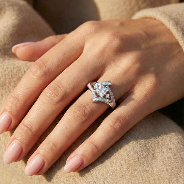 Moissanite Milky Way Kiss Ring