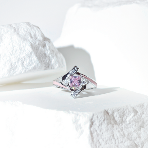 Rose Quartz Milky Way Kiss Ring