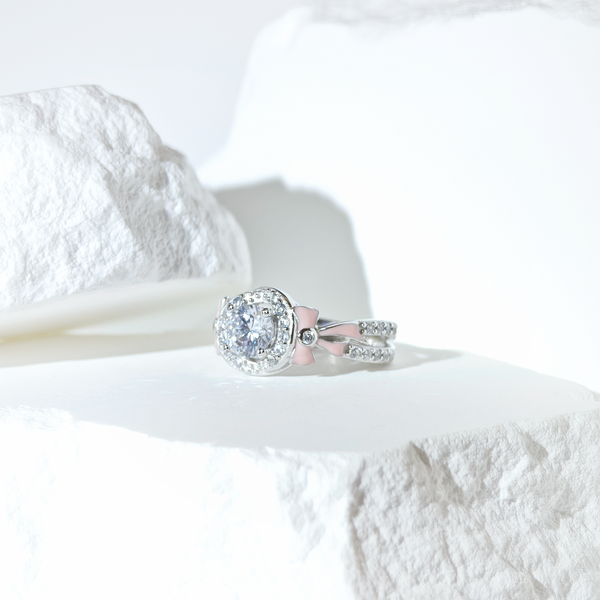 Moissanite Belle Bow Ring
