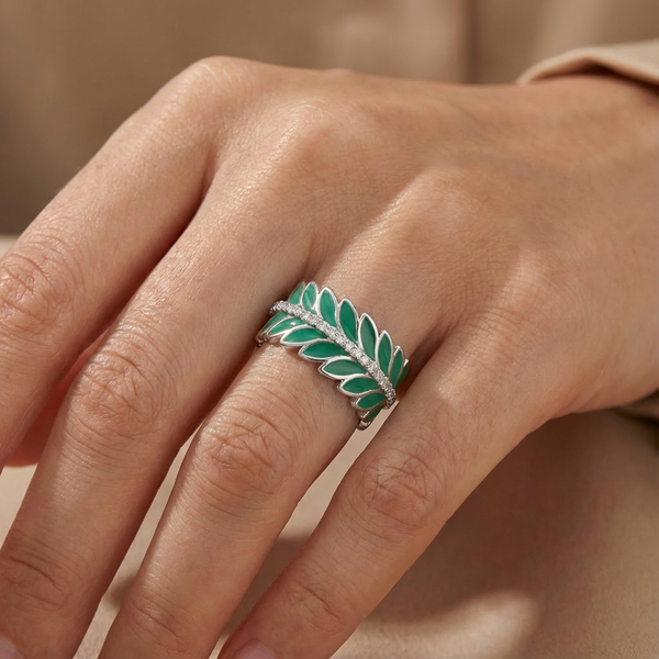 Green Laurel Enamel Band Ring